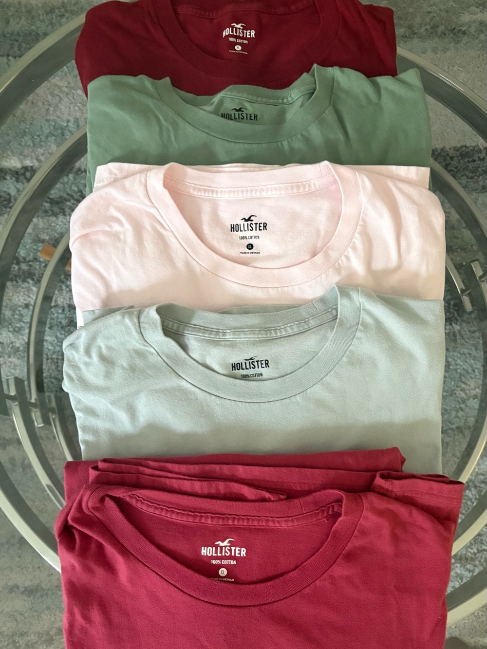Hollister Men's Short Sleeve Tees set of (5) XL